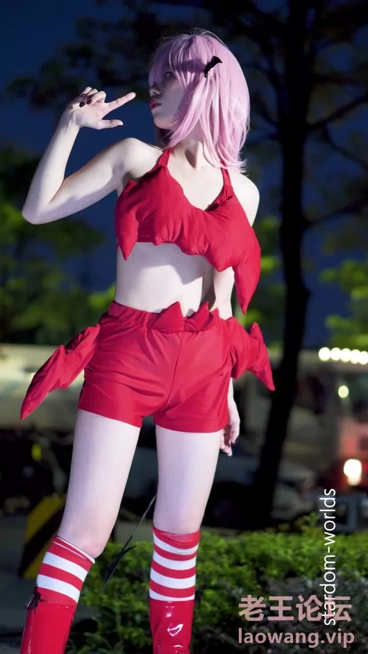 2024萤火虫漫展33rd 楪祈小恶魔 Yuzuriha Inori Cosplay _ コスプレ _ 코스프레.mkv_2.jpg